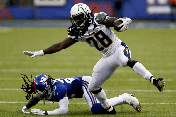 NFL Best Pick of the Week: Tennessee Titans at Los Angeles Chargers