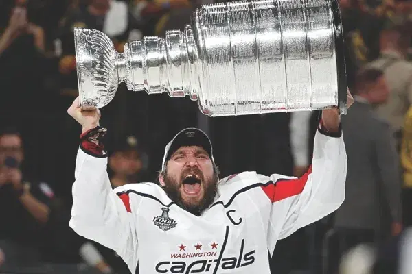 Stanley Cup Betting Odds: Contenders and Pretenders