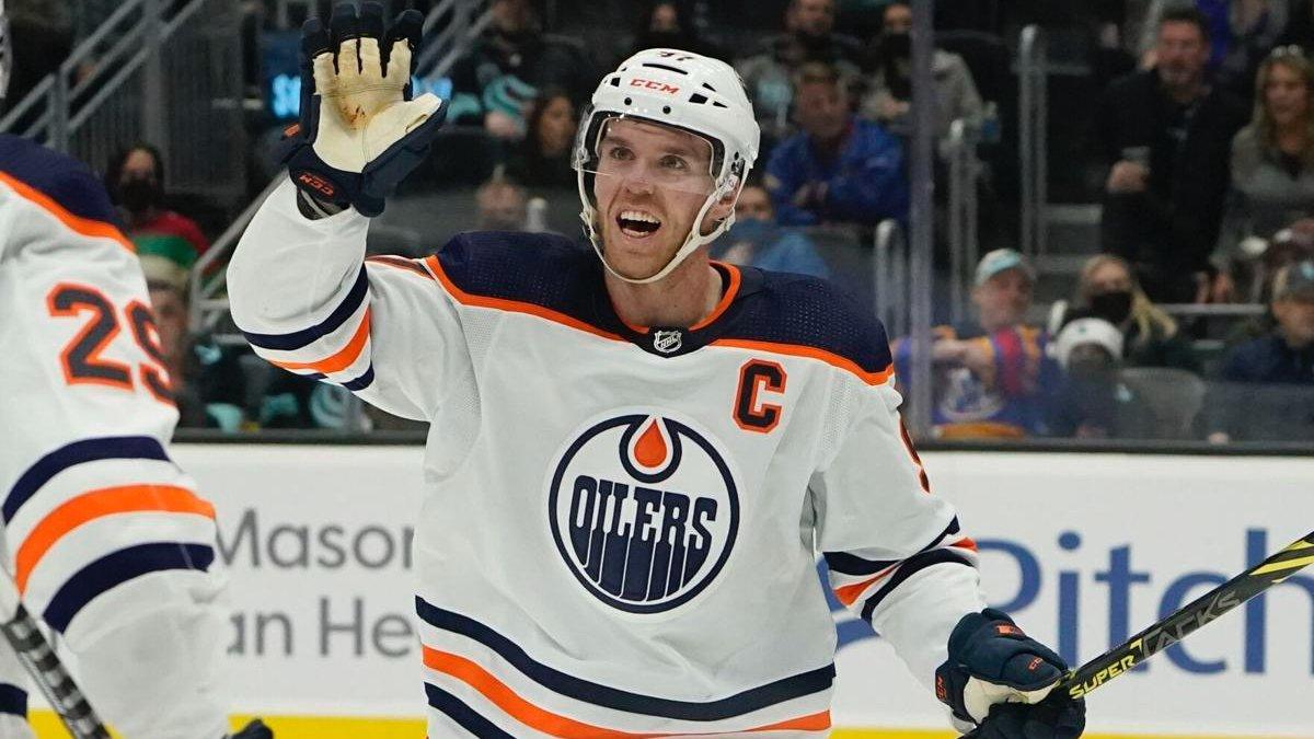 Oilers' Connor McDavid wins 2023 Hart Memorial Trophy - Daily Faceoff