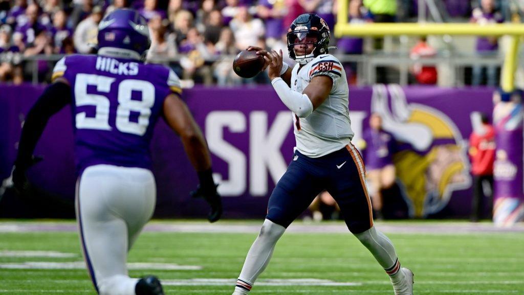 Vikings vs Bears, Prediction & Best Bets: Offensive Takeover cover