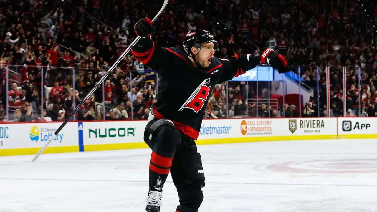 Hurricanes vs Islanders Prediction, Odds & Best Bets | NHL Picks Today (3/19): Storm Surge at UBS Arena