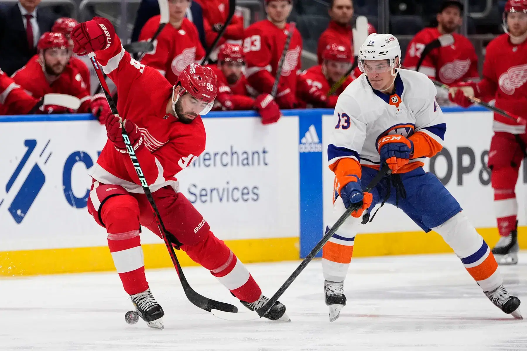 Hockey Night in America: New York Islanders vs Detroit Red Wings Picks & Odds