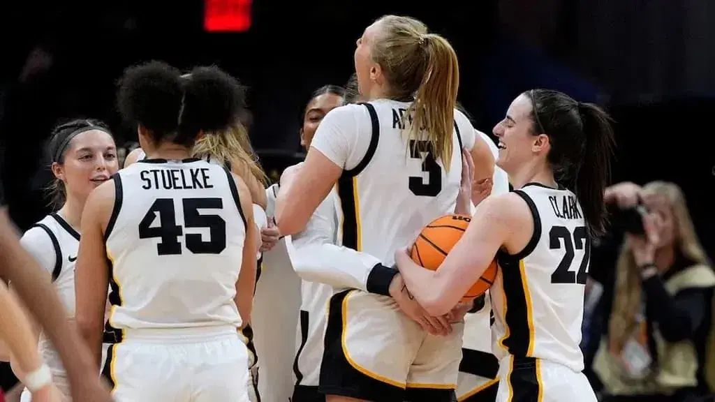 Iowa vs South Carolina Prediction & Picks: Clark’s Crowning Moment or 38-0 for the Gamecocks?