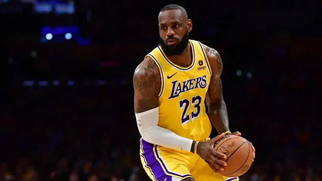 Lakers vs Kings NBA Predictions, Odds, Props & Picks (12/19)