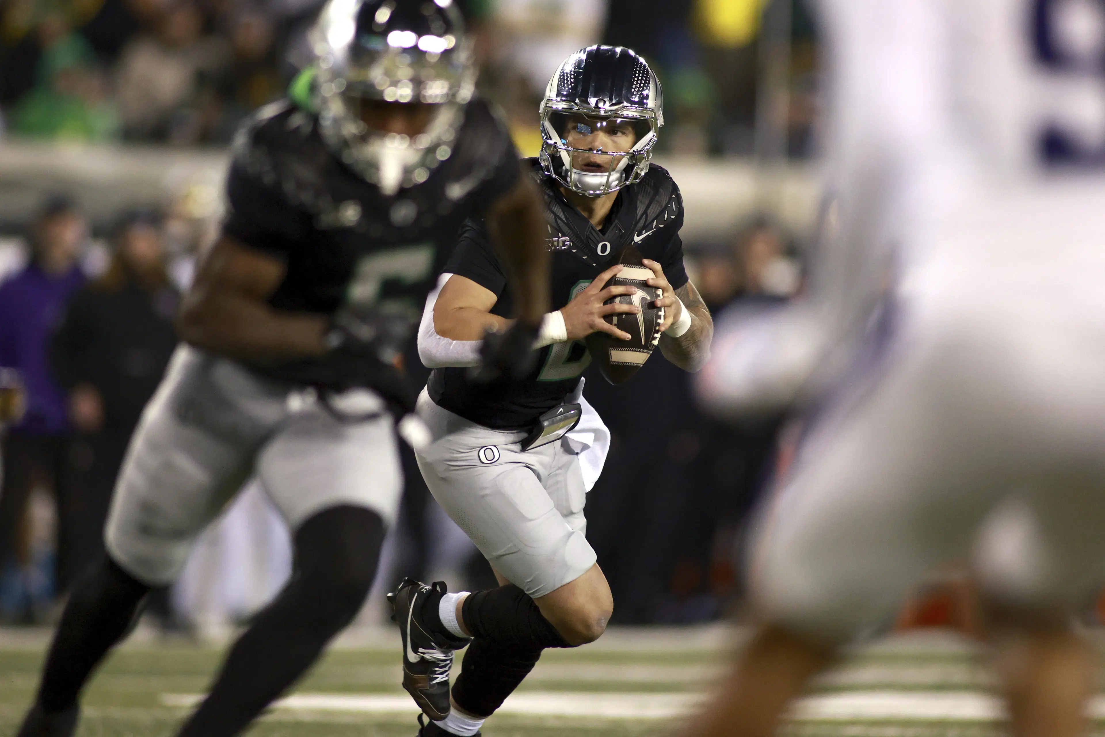 Big Ten Championship #4 Penn State vs #1 Oregon: Odds, Predictions & Key Insights | December 7, 2024
