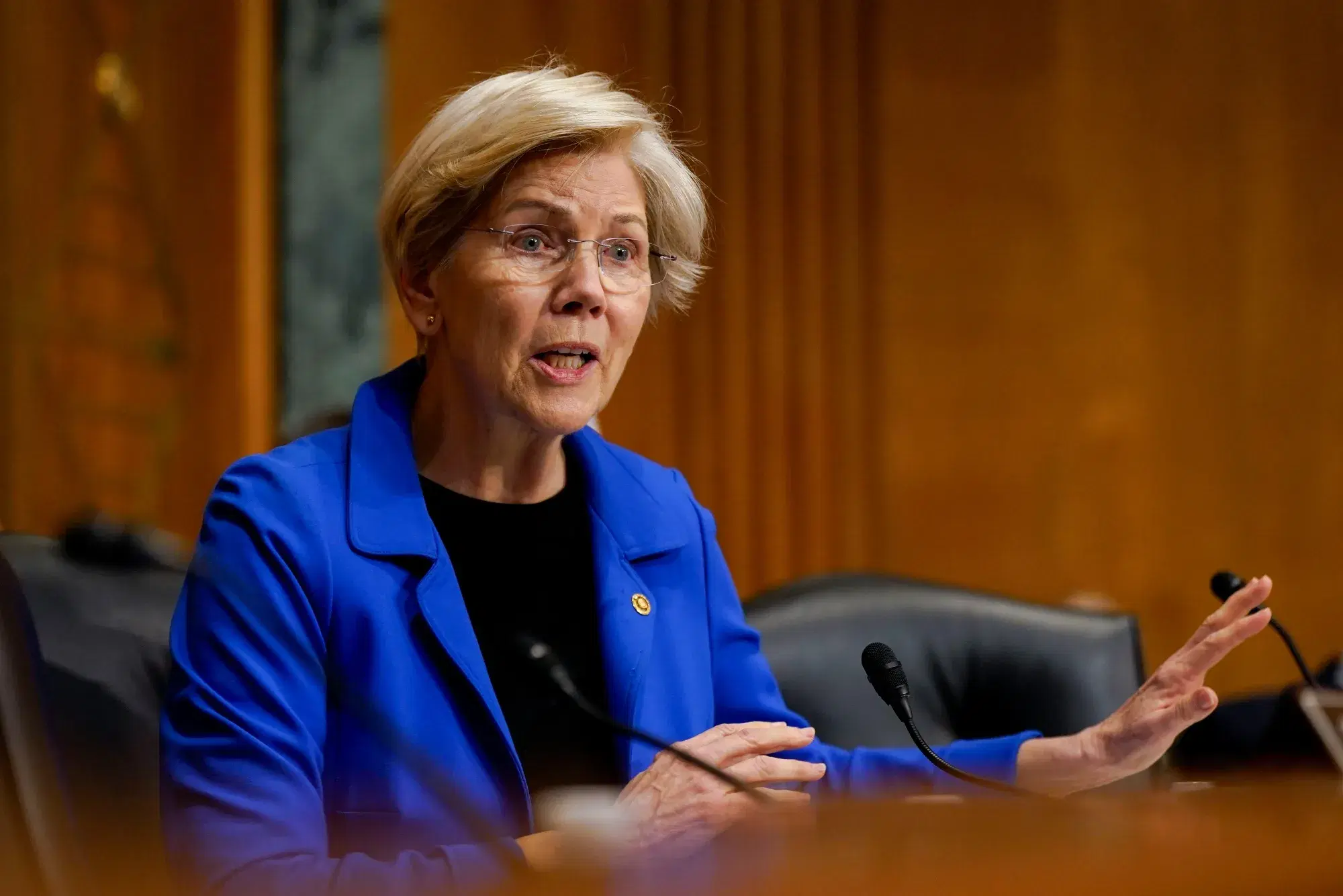 U.S. Senator Elizabeth Warren Pushes Stricter Crypto Rules