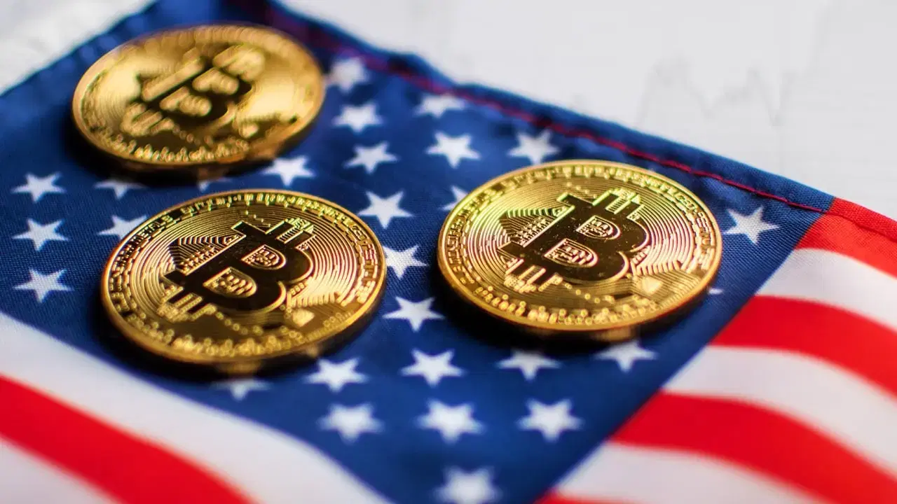 Bitcoin Reserve Bill Gains Support from Crypto Leaders
