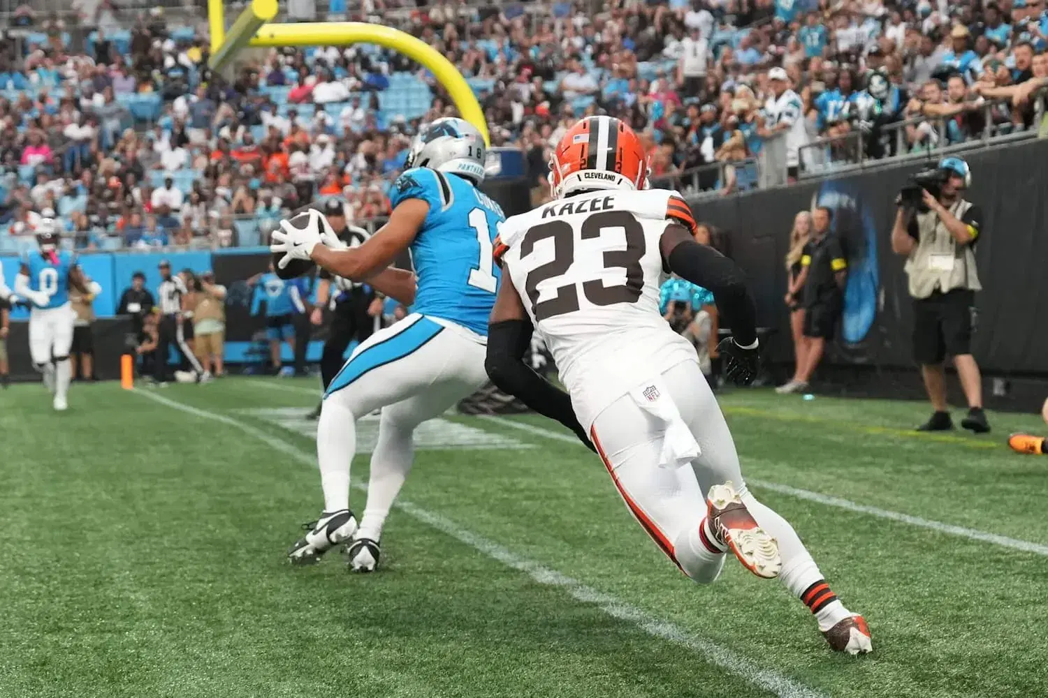 Chasing Six — NFL Expert Anytime Touchdown Picks & Predictions (10/18)