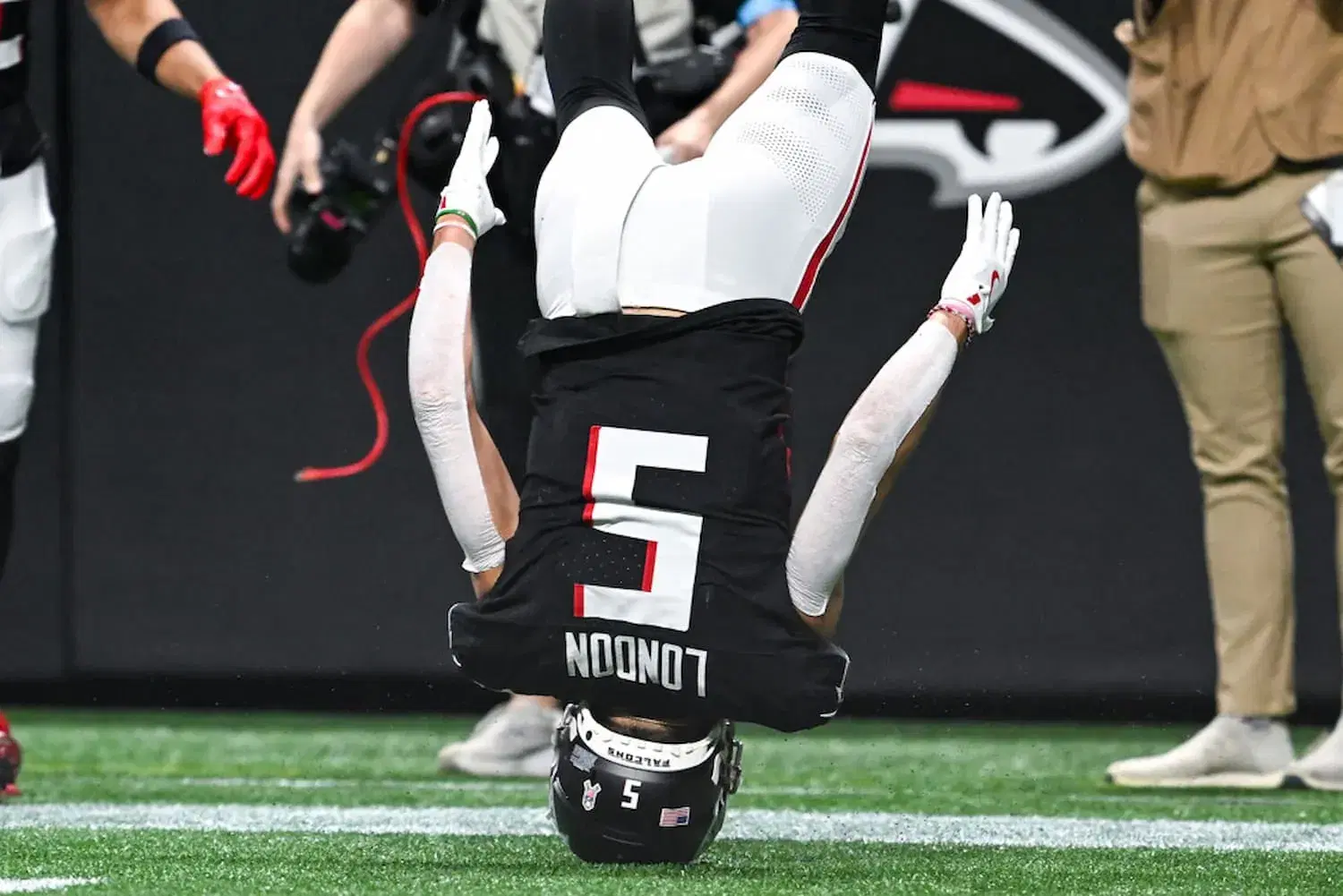 Chasing Six | NFL Week 11 Anytime Touchdown Bets