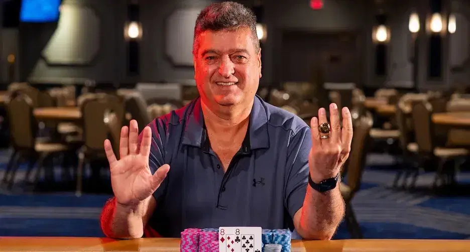 Hamid Izadi Claims Ninth WSOPC Ring, Denies Maurice Hawkins