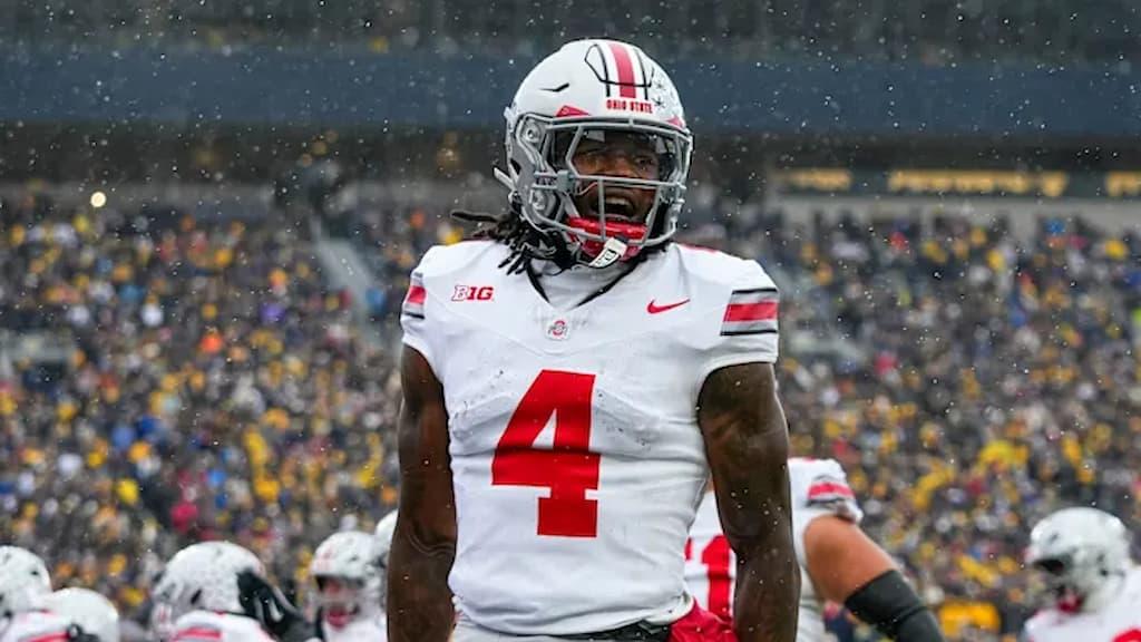 You can bet on Jeremiah Smith and the Ohio State Buckeyes at all of the top college football betting sites