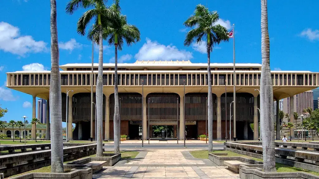 Local Lawmakers Tackle and Debate Hawaii Gambling Bills