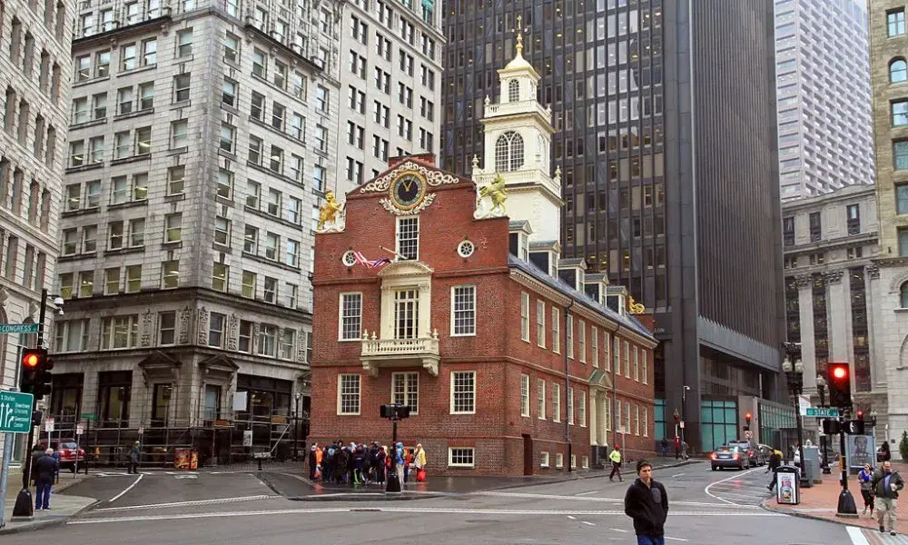 Massachusetts iGaming Bills Face Mixed Public Opinion