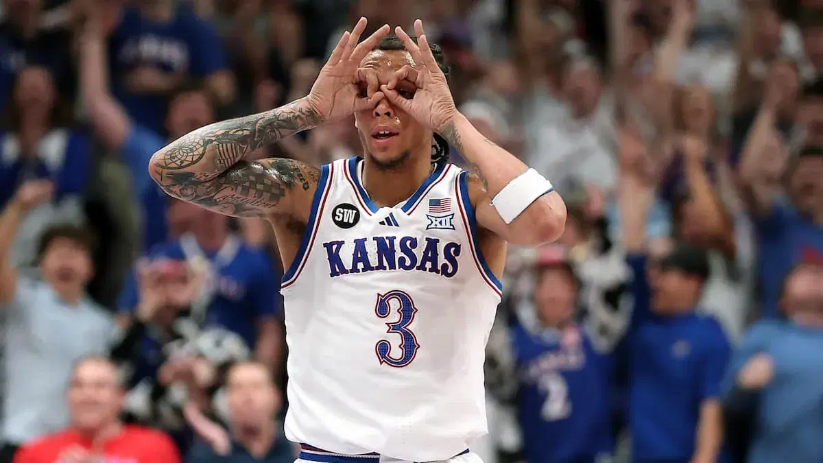 Tre White and the Jayhawks head to the desert to face the Arizona Wildcats - Kansas Arizona Picks