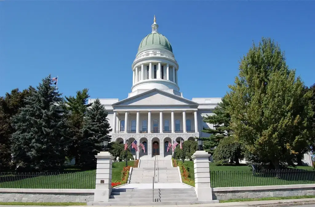 Maine Advances LD 2080 to Ban Credit Cards for Online Betting