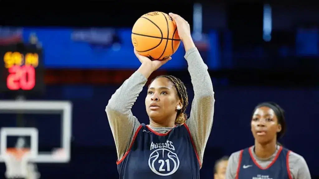 #6 Notre Dame vs. #1 UConn Prediction & Picks (Fort Worth 1 Regional Final): Fierce Rivals Face Off for Final Four Berth