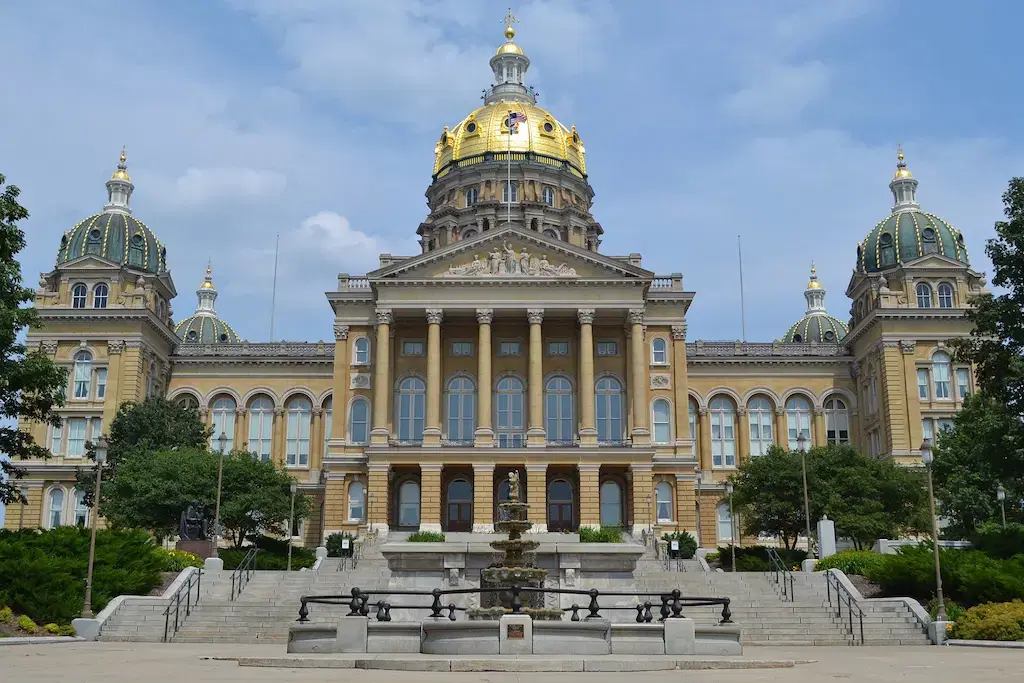 Iowa Advances SF 2470 Prediction Market Regulation Bill