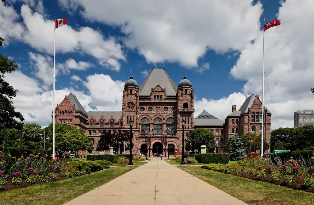 AGCO Fines Two iGaming Suppliers in Ontario