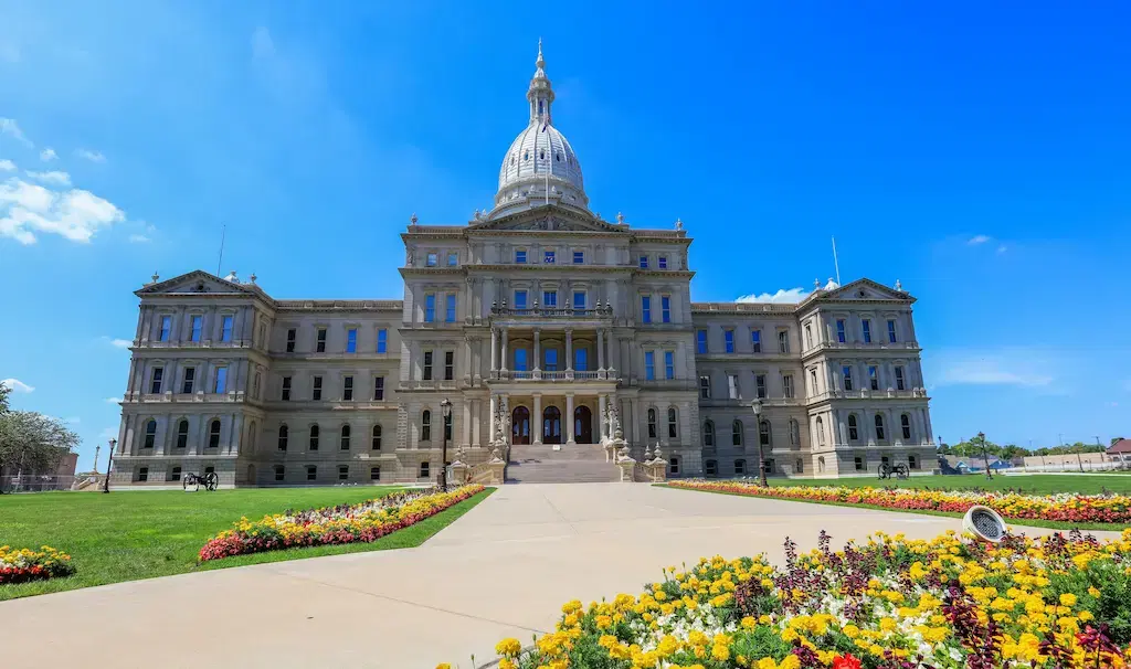 Michigan Advances HB 6068 to Clarify State Gambling Laws
