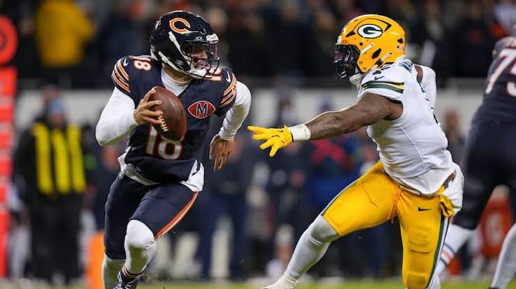 How to Evaluate the NFL Schedule for Betting Opportunities Each Week cover (Green Bay Packers vs. Chicago Bears)