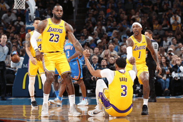 Davis Returns to boo’s in New Orleans in Lakers/Pelicans Clash