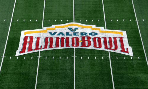 Longhorns Set to Leverage QB Advantage in Alamo Bowl