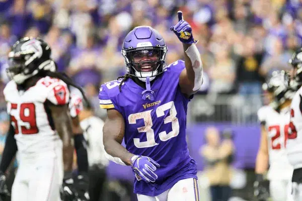 Sunday NFL Betting Pick: Minnesota Vikings at Chicago Bears