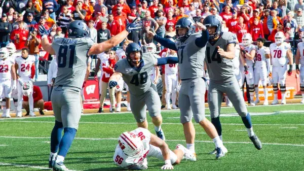 Wisconsin Falls, Leaves Penn State And Ohio State To Fly Big Ten Flag