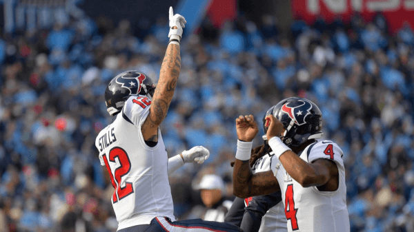 Texans Trip Up Titans In Round 1 For AFC South Title