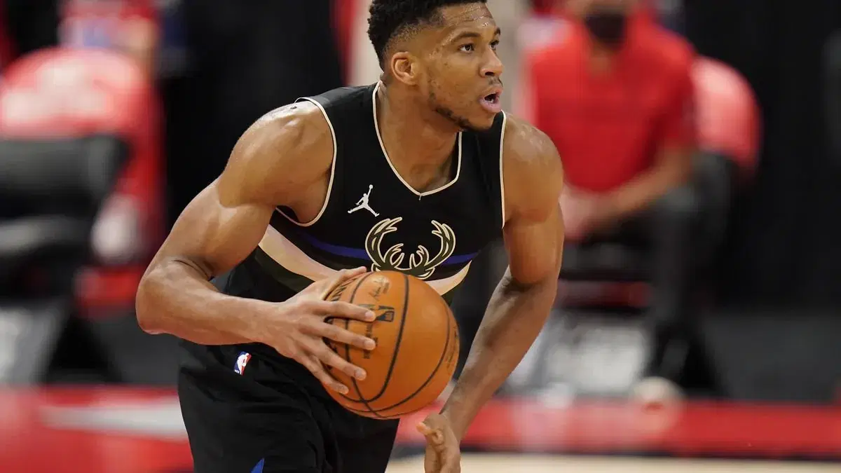 Bucks vs Pelicans Betting Preview: Giannis, Bucks Seek Third Straight Win