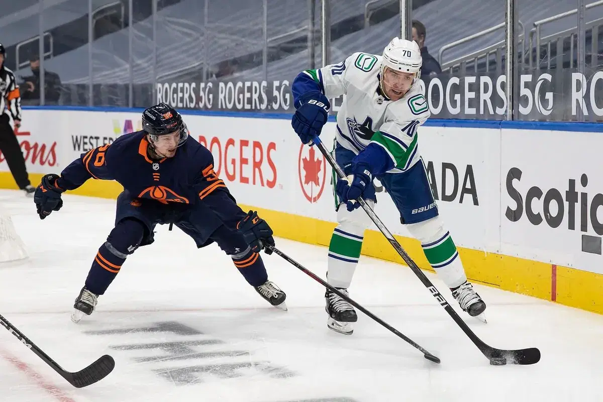 Edmonton Oilers vs Vancouver Canucks Preview and Best Bets: Oilers Seek Fourth Straight Win