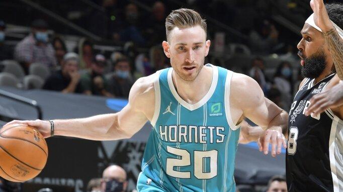 Hayward, Hornets a Rare Road Favorite Over Revitalized Rockets