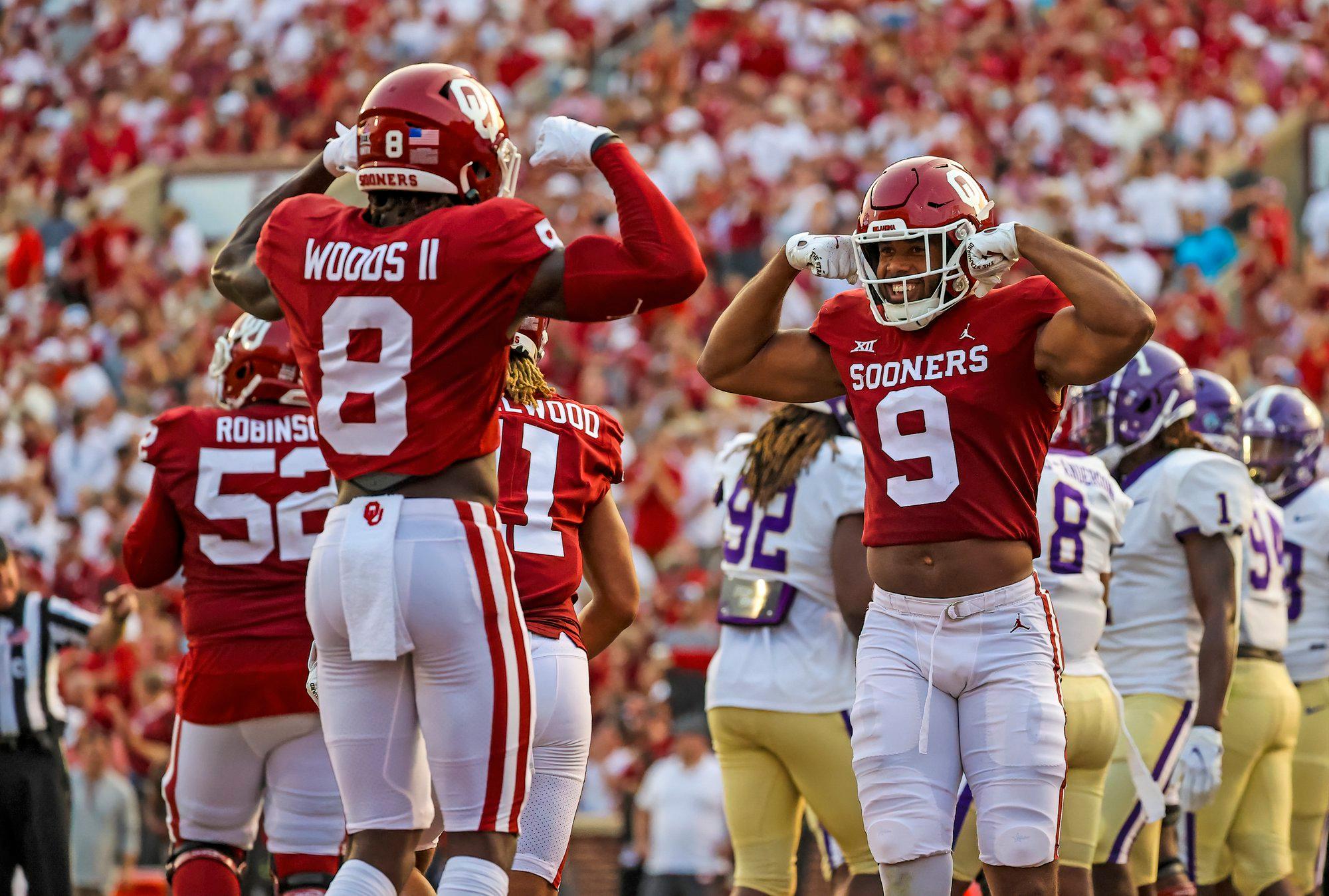 Oklahoma Sooners vs Kansas Jayhawks Betting Preview: Fantastic Freshman Williams Should Add to Highlight Reel in Road Rout for Sooners