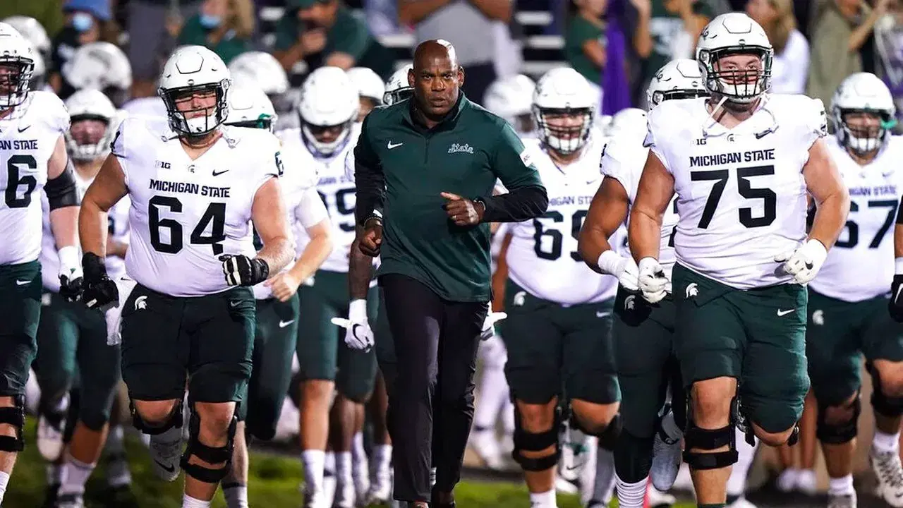 Michigan Wolverines vs Michigan State Spartans Betting Preview: Lots on the Line In East Lansing as In-State Rivals Lock Horns