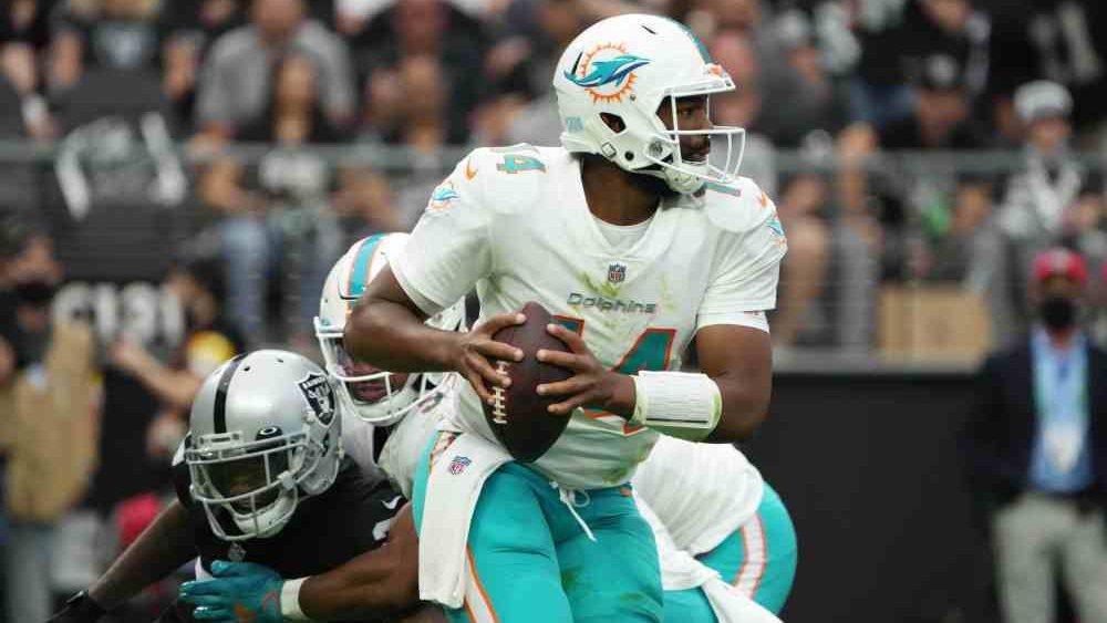 Indianapolis Colts vs Miami Dolphins Preview: Small Line Equals Big Betting Opportunity In Miami