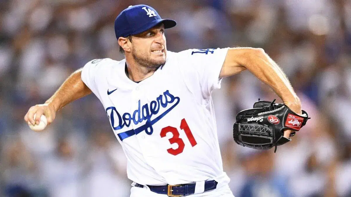 St. Louis Cardinals vs Los Angeles Dodgers Preview: Look for Early Runs in Tense Tilt in L.A.