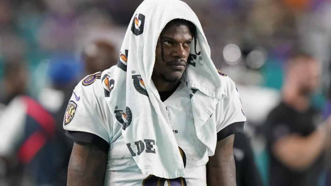 Baltimore Ravens vs Chicago Bears Preview & Picks (10/26): Can Lamar Jackson Save the Season?