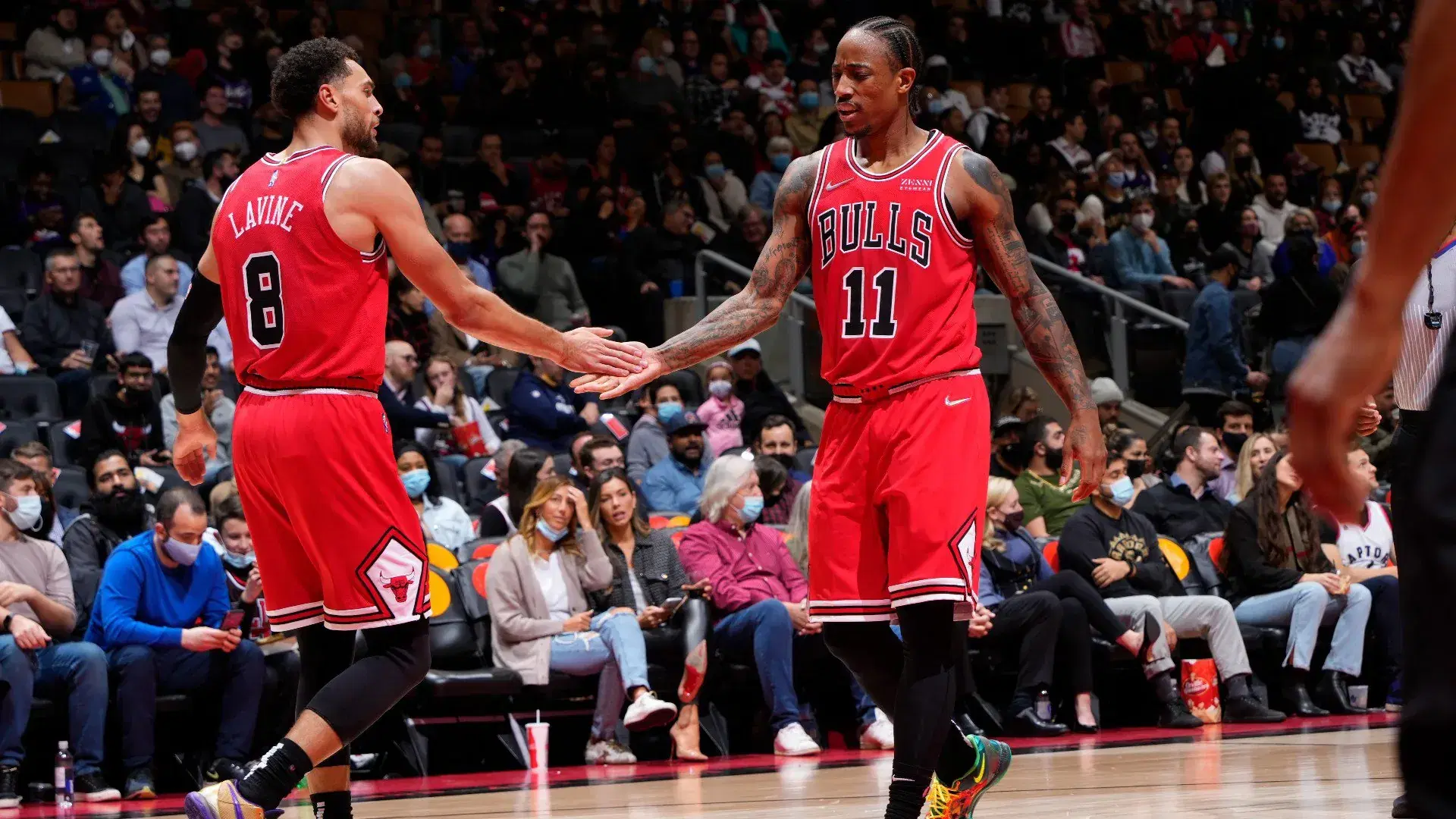Chicago Bulls vs Los Angeles Lakers Preview: Lakers Bid to Beat Bulls Before Big Road Trip