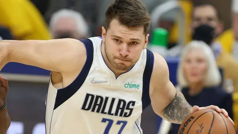 Warriors vs. Mavs Western Conference Finals Game 3: Desperate Dallas to fall short at home in must-win game