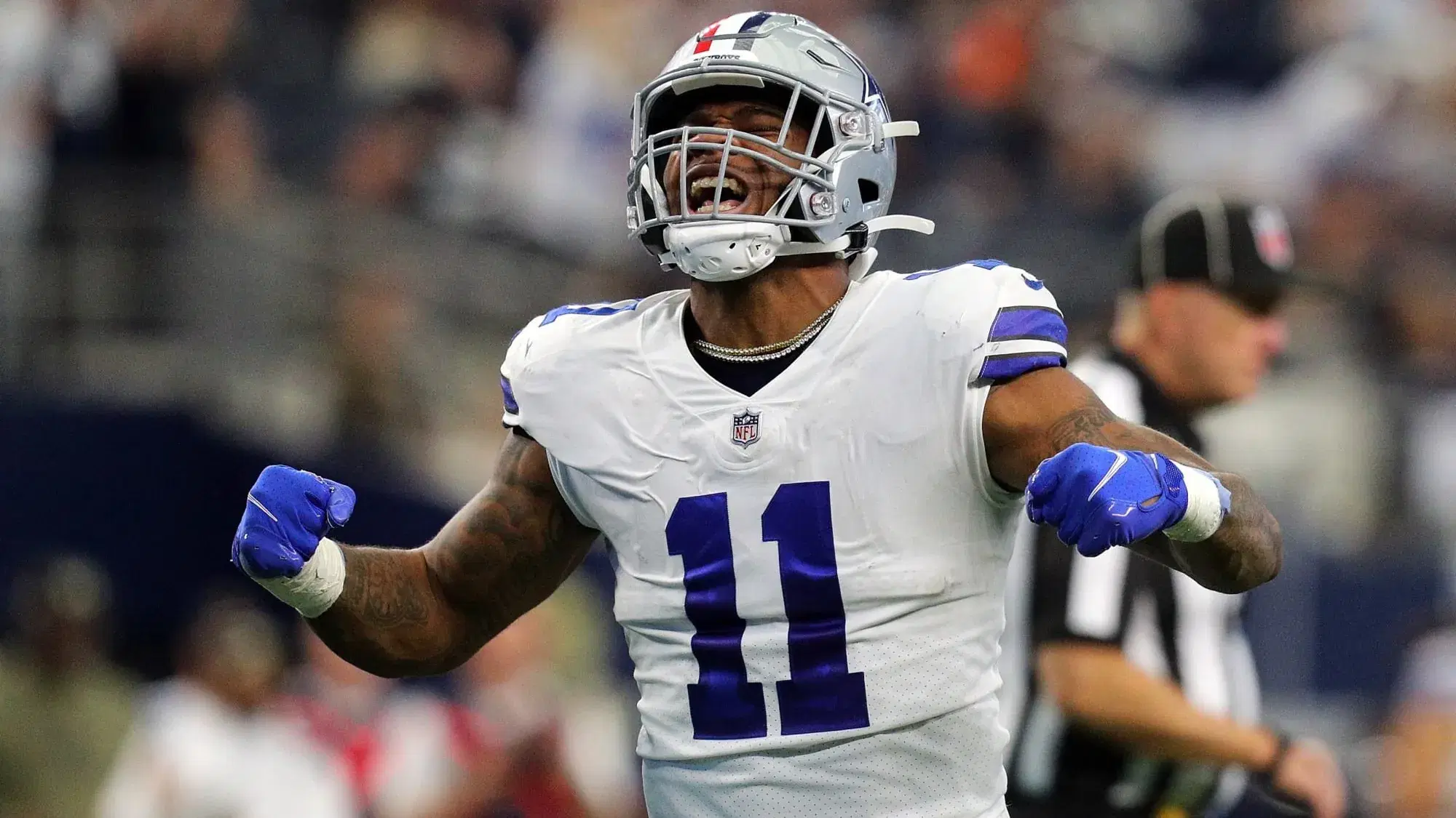 NFL Betting 2024: Defensive Player of the Year Odds Favor Parsons Over Watt, Garrett