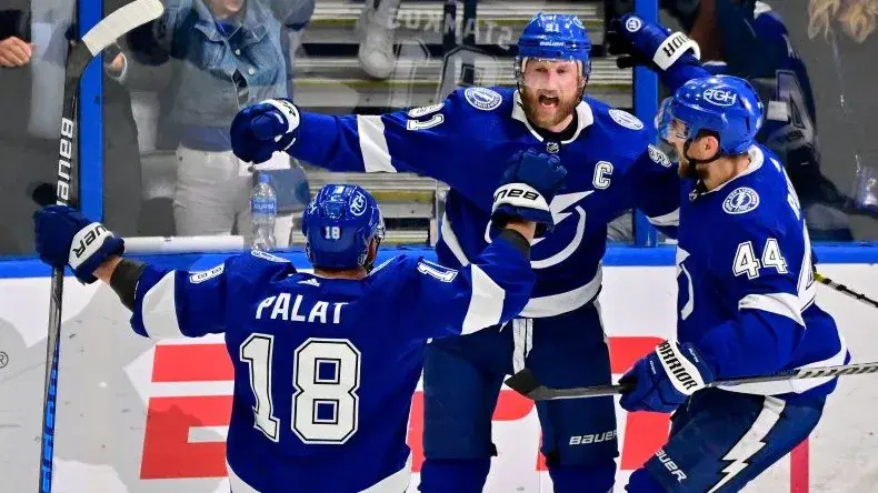 Avalanche vs. Lightning Game 4 Odds and Prediction: Tampa Has Life at Home