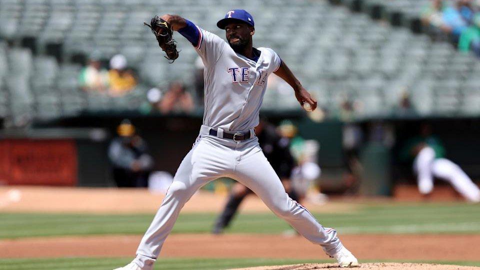 Rangers vs. Tigers (June 18): Will Detroit’s disappointing bats wake up against Hearn? cover