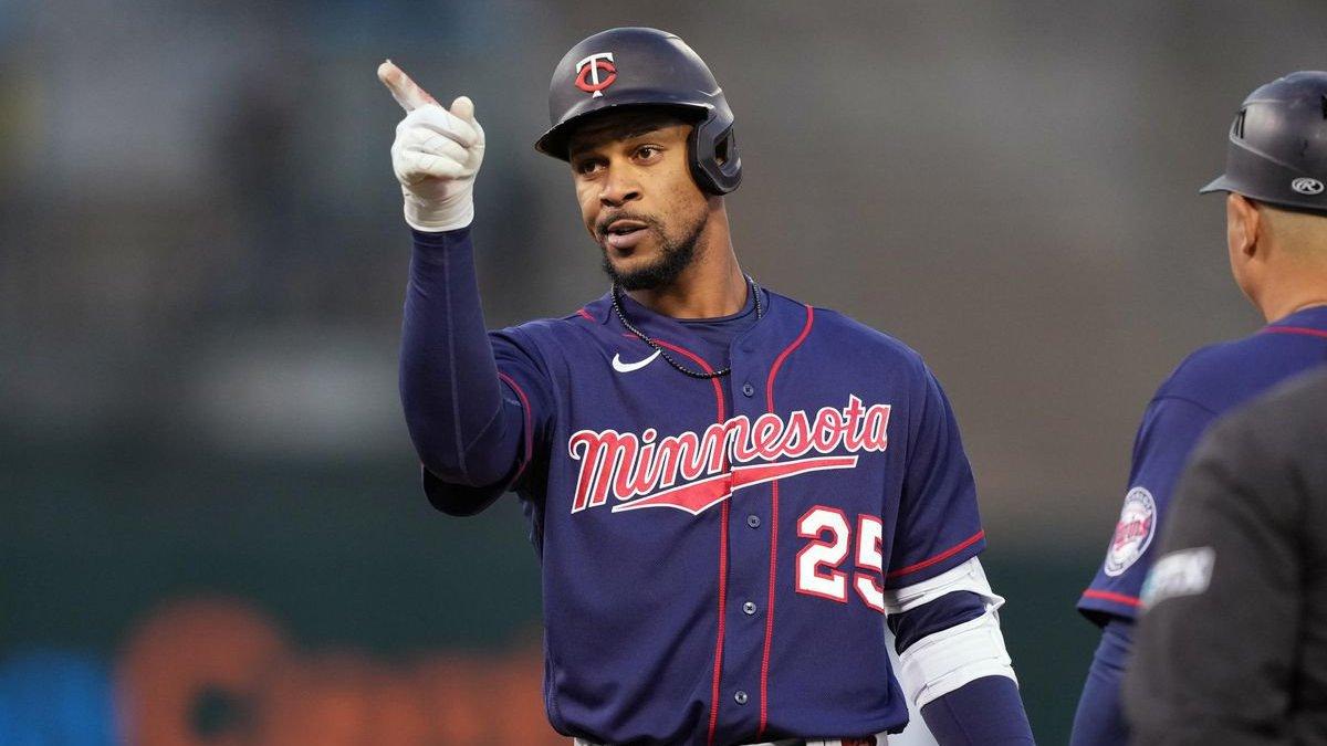 Twins vs. Padres (July 29): Playoff Hopefuls Begin 3-Game Series Out West cover