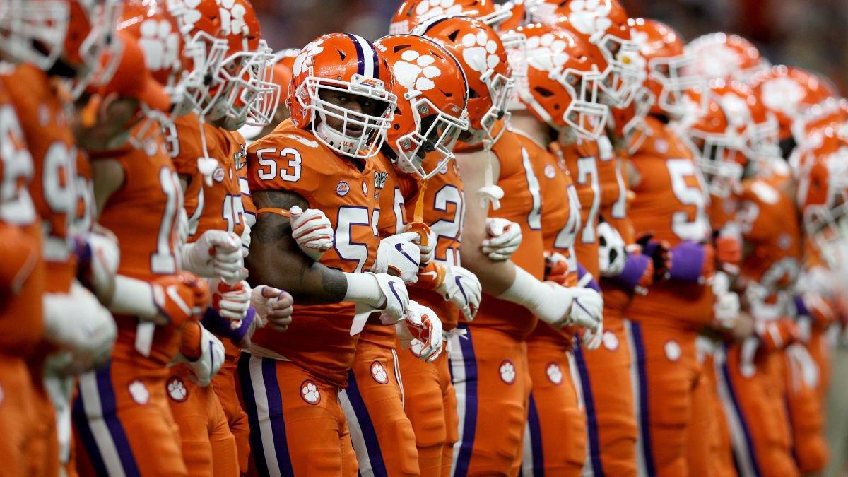 2022 ACC Football Predictions and Title Odds: Clemson and Miami Expected to Rule the Coast cover