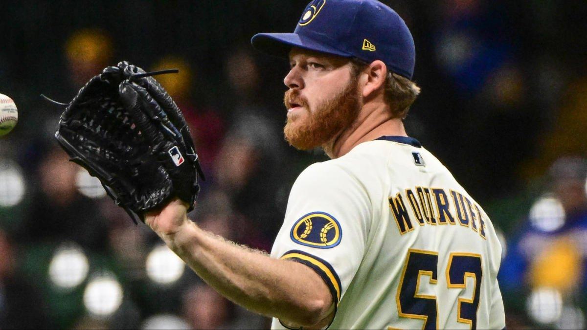 Reds vs. Brewers (September 11): Will Woodruff lead Milwaukee to an important series win at home? cover