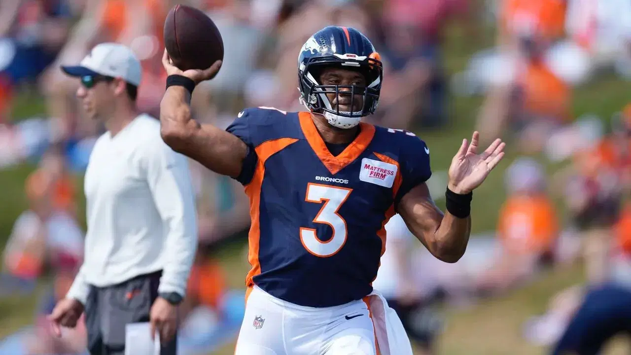 Broncos vs. Raiders Week 4 Betting: It’s Time for Wilson and the Broncos to Discover Their Offense cover