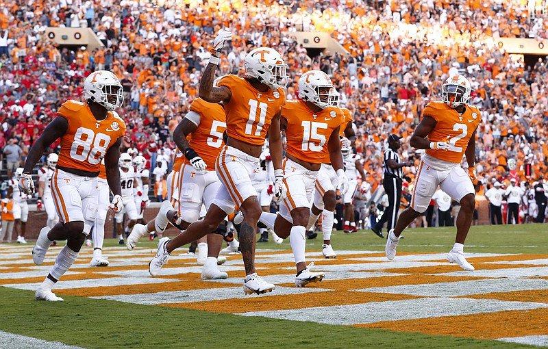 Tennessee vs. LSU Week 6 Betting: Back the Volunteers to Win SEC Clash Against Tigers cover