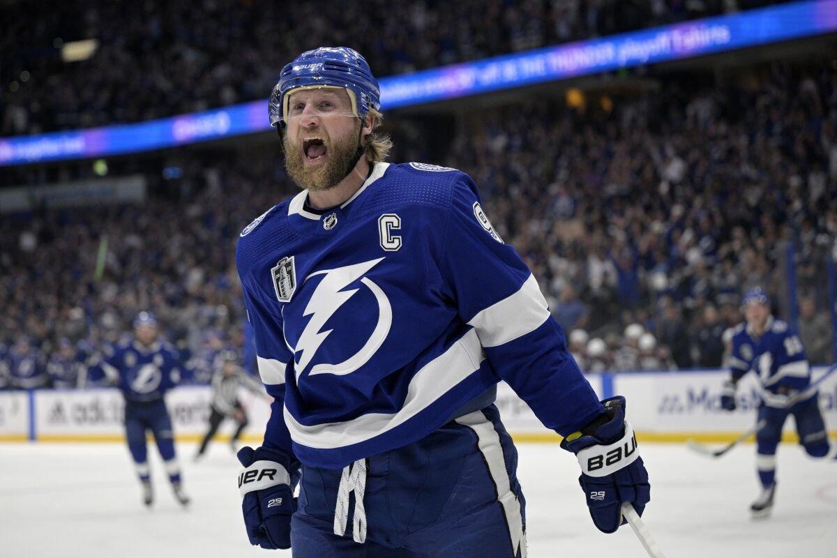 Oilers vs Lightning Prediction: Ridin’ with Stammer and Kucherov (11/8)