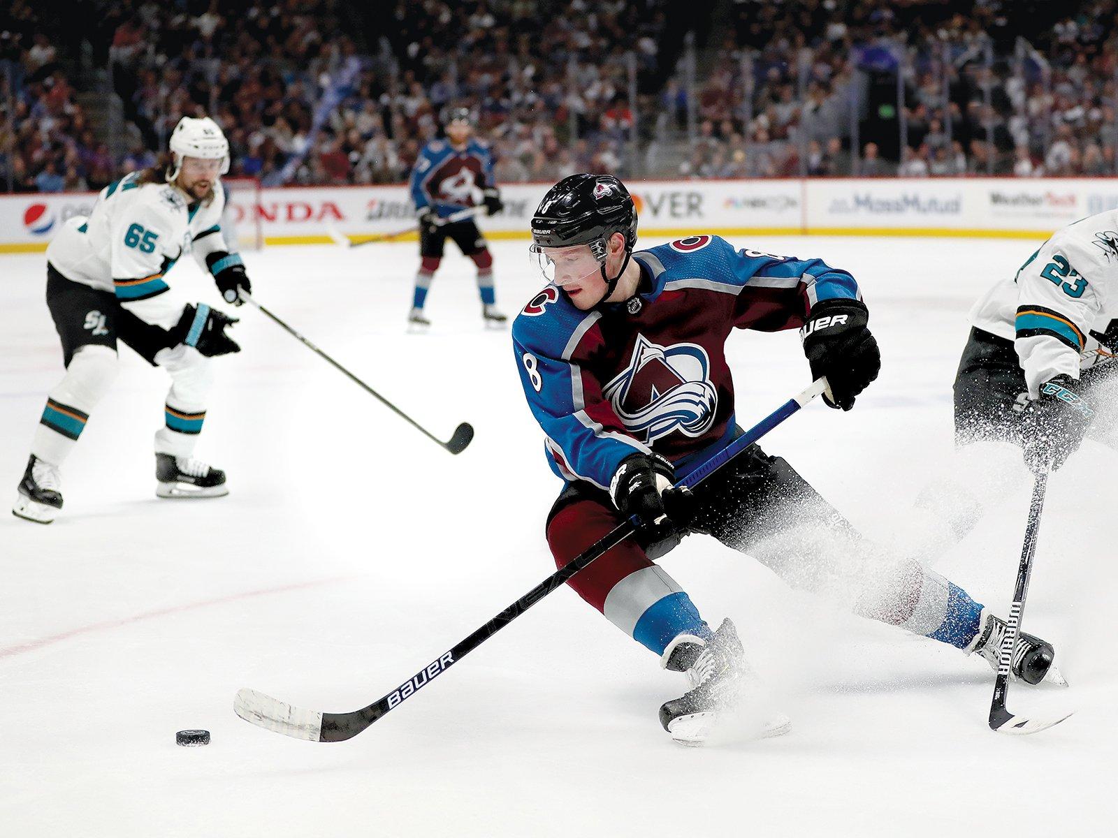 Predators vs Avalanche Prediction & Prop of the Game: Will the Avalanche be too much for the Predators in Denver tonight?
