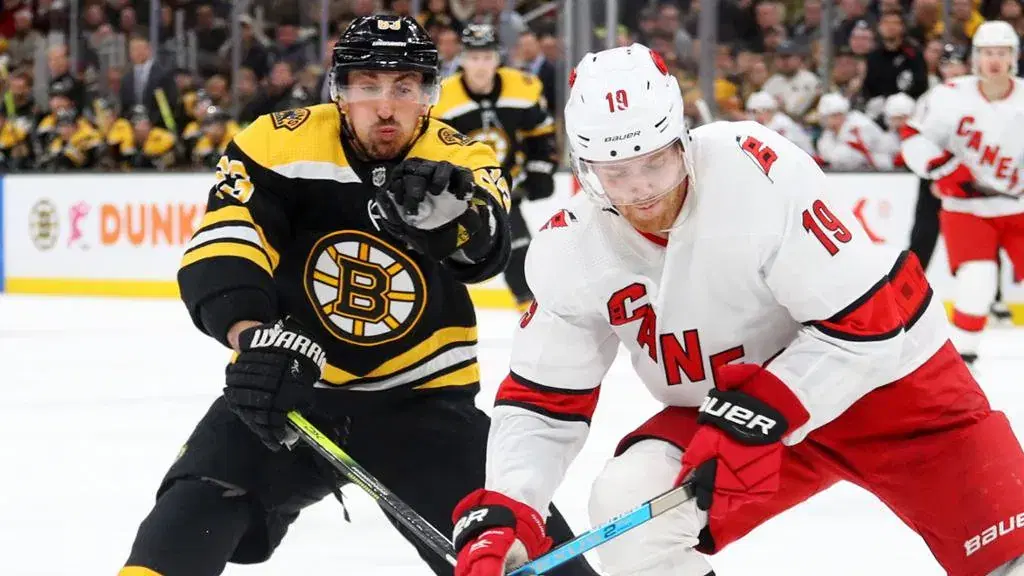 Bruins vs Hurricanes Prediction, Odds & Picks (1/29/23)